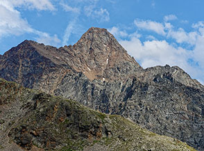 La bellissima Pointe Garin ripresa dal Vallon d&rsquo;Arbolle.