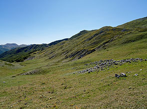 La testata prativa di Valle della Rocca.