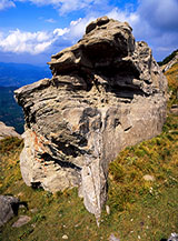 Bellissimo sperone di roccia che s&rsquo;incontra nei pressi dell&rsquo;insellatura della Cresta Nord-Est del Monte li Quarti.