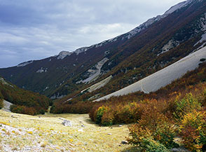 La Valle di Macchia Lunga dalla Fonte del Milazzo.
