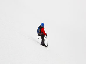 &ldquo;Mondo bianco&ldquo; (discesa lungo il ripido Versante Ovest del Monte Argentella).