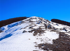 Il grazioso filo della Cresta Nord di Monte Coppetello.