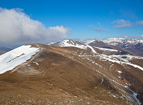 Vista verso nord dalla cresta del Monte Boragine.