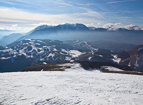Dalla cima del Monte Boragine vista verso i Monti Reatini.