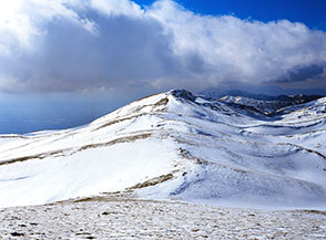 Dalla cima del San Nicola vista sulla larga cresta che si sviluppa verso sud-ovest.