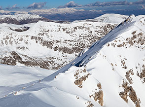 La Forchetta del Cafornia, da cui prende l&rsquo;avvio sulla dx la cresta della Cimata Fossa dei Cavalli.