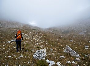 Nella valletta carsica che separa Velino e Cafornia sopra i 2100m.