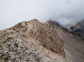 Sulla cresta spartiacque a nord-ovest del Monte Cafornia.