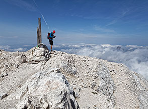 Sulla cima del Monte Canin o Kanin in sloveno.