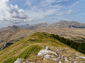 Panorama su Campo Imperatore da Monte Capo di Serre.