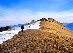 Lungo il tratto finale della Cresta Sud-Est del Monte Cappucciata.