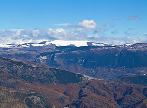 I Monti Simbruini visti dalla cima del Cerella.