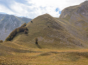 Scorcio della Spalla dell&rsquo;Imperatrice, una delle due creste che risalgono il versante settentrionale del Monte del Papa.
