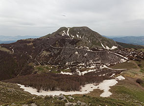 Monte del Papa visto dal Monte Sirino.