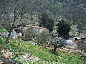 La Masseria di Serra Palombi, poco sotto l&rsquo;omonimo valico.