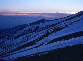 Tramonto sui pendii meridionali di Monte Briccialone.