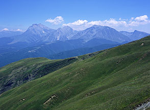 Il Gran Sasso visto dalla Cresta Nord di Monte di Mezzo.