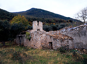 Ruderi sul lato settentrionale del Convento di San Nicola.