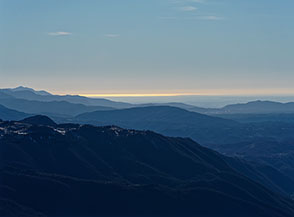 &ldquo;La linea d&rsquo;oro&ldquo; (la linea di costa tirrenica vista dal Monte Giano).