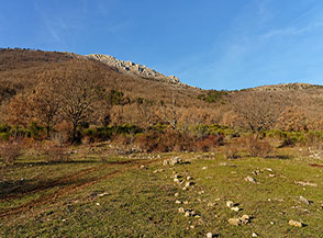 Sui prati di San Terenzio al termine della discesa.