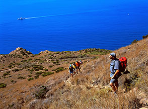 Salendo al Monte Guardia all&rsquo;Isola di Lipari.