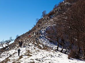 La selletta che precede la cima lungo la Cresta Nord-Est del Malaina.