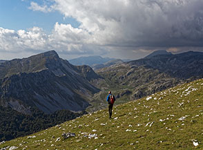 Ammirando la Valle Venafrana con il Monte Cavallo sulla sx.