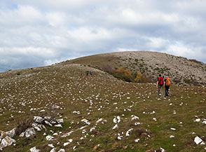 L&rsquo;ampio crestone di Prato Rossito.