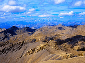 Dalla cima del Mongioia panorama verso il Vallon du Loup.