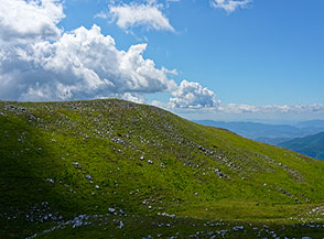 Cima Sopra Campo di Trevi Occidentale sul margine inferiore di Campo di Trevi.