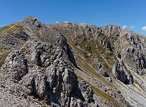 Scorcio sul fianco settentrionale della Cresta Est della Magnola.