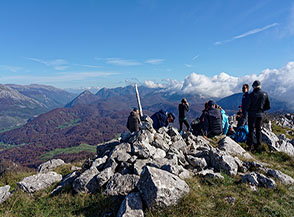 Pausa su cima la Rocca.