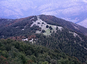 La Cresta Est di Monte Romano vista dalla cima.