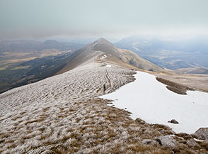 Inizio della discesa lungo la Cresta Sud-Est del Rotella.