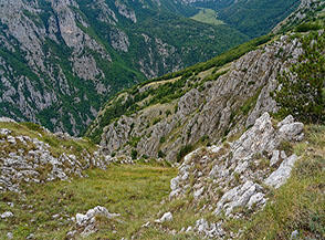 Affaccio sulle Gole di Celano dal Monte Etra.