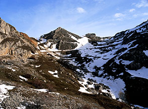 Il Vado Castello sul Versante Sud del Sirente.