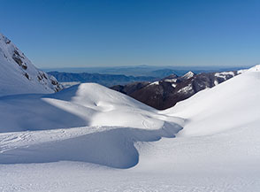Onda di neve nell&rsquo;Alta Valle degli Angeli.