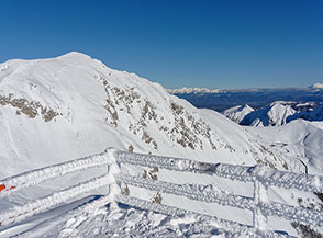 Vista sul Monte Terminillo dalla terrazza panoramica del Rifugio Rinaldi.