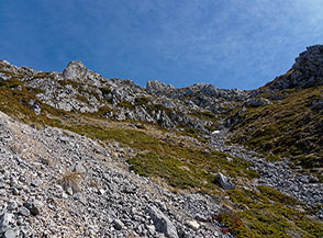 Nel tratto iniziale della Rava della Croce al Velino.