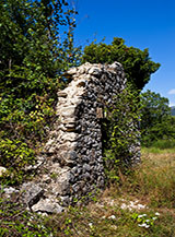 Archeologia &ldquo;rurale&ldquo; (nei pressi del Fontanile di San Vito).