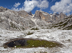 L&rsquo;Altipiano delle Pale di San Martino ci regala un ultima, meravigliosa vista sulla Valle dei Cantoni.