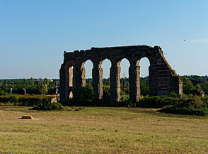 Resti dell&rsquo;Acquedotto Claudio.