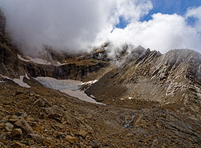 Il Cirque des Sarradets con quel che rimane del Glacier du Taillon.