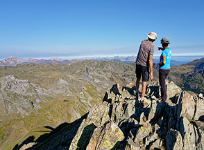 In vetta a Pic Peyreget puntando ad ovest.