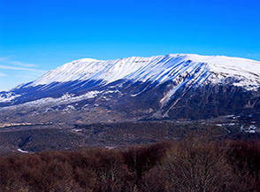 La catena meridionale della Majella vista da Colle Brignole.