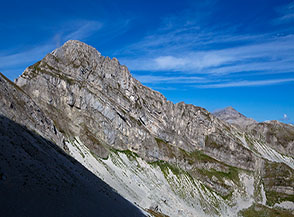 L&rsquo;imponente Parete Est del Pizzo Cefalone.