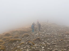 La discesa lungo il Versante Ovest del Pizzo di Sevo.