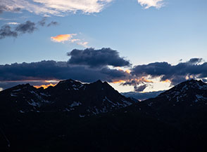 Tramonto verso Monte Bettaforca (dal Rifugio Gabiet).