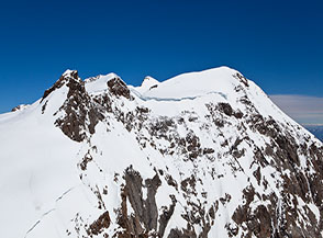L&rsquo;infilata di Corno Nero, Ludwigshohe e Punta Parrot visti dalla Piramide Vincent.