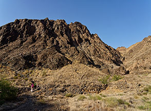 Si riprende la salita per uscire dal wadi.